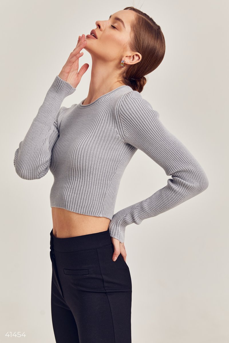 Cropped gray top