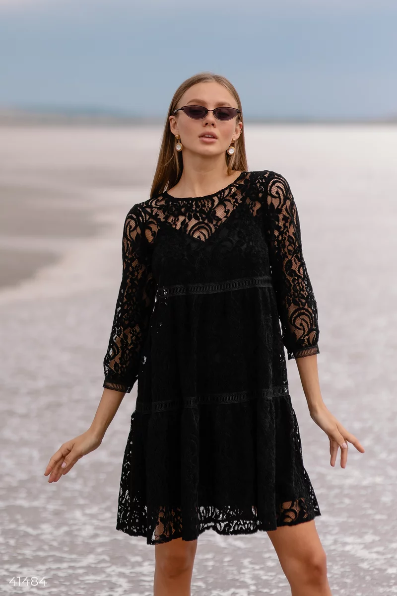 Black lace dress photo 1