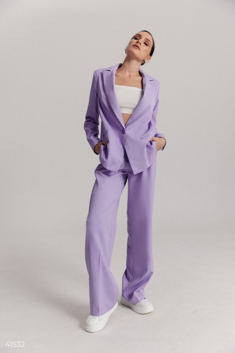 Суворий костюм лавандового кольору Фіолетовий 41532