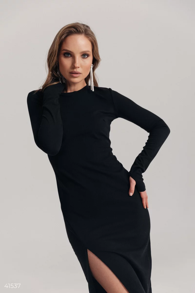 Black fitted knitted dress photo 1