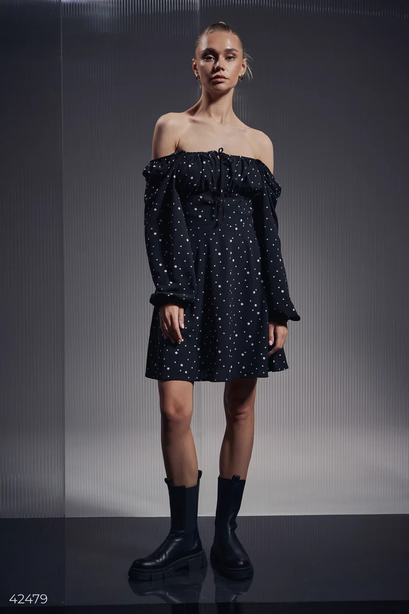 Polka dot dress with voluminous sleeves photo 1