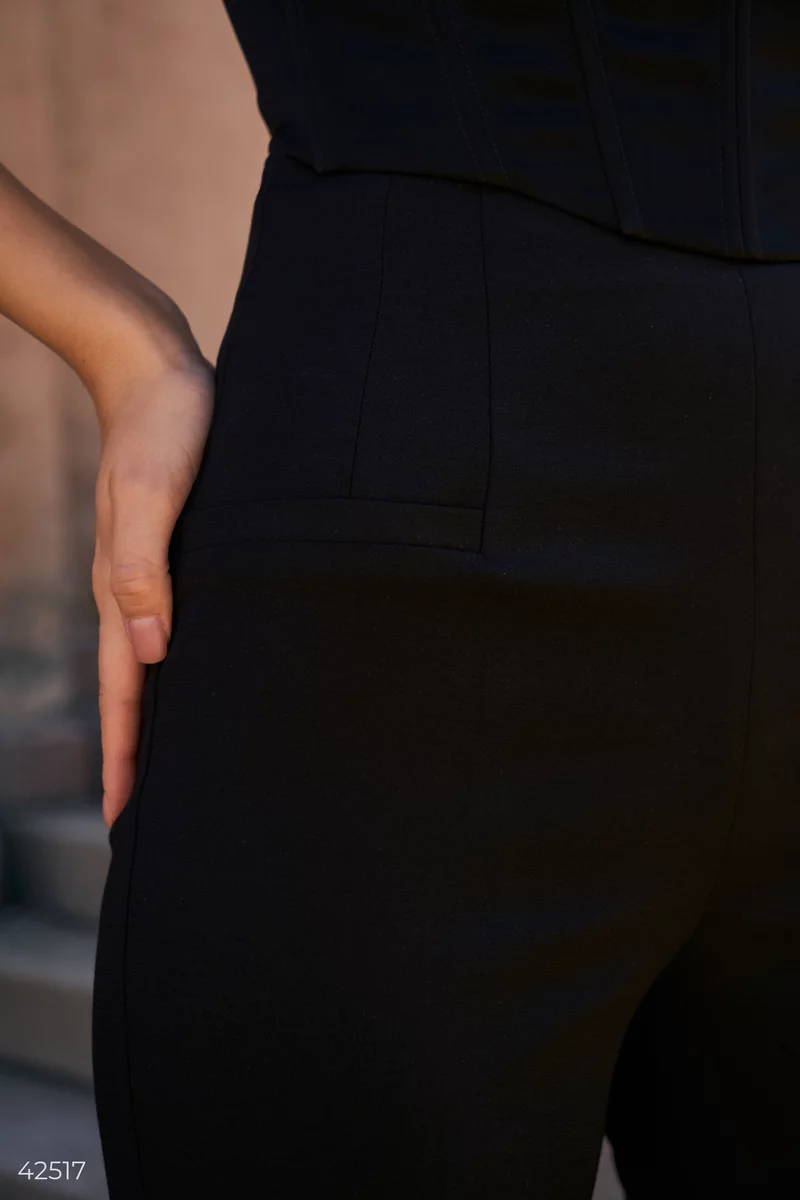 Чорні прямі штани з високою талією фотографія 5