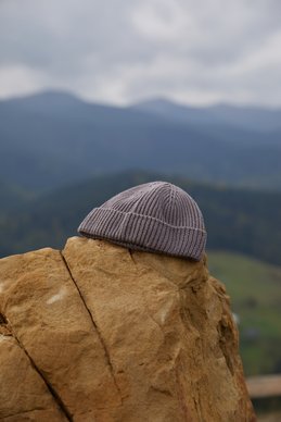 Short beanie with collar photo 2