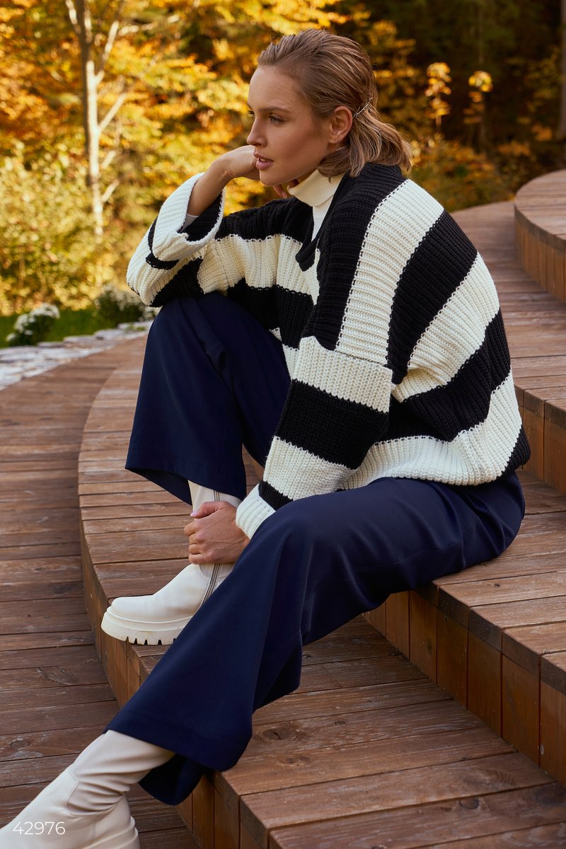 Sweater with accent stripes
