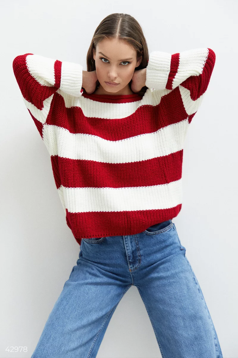 Sweater with accent stripes photo 1