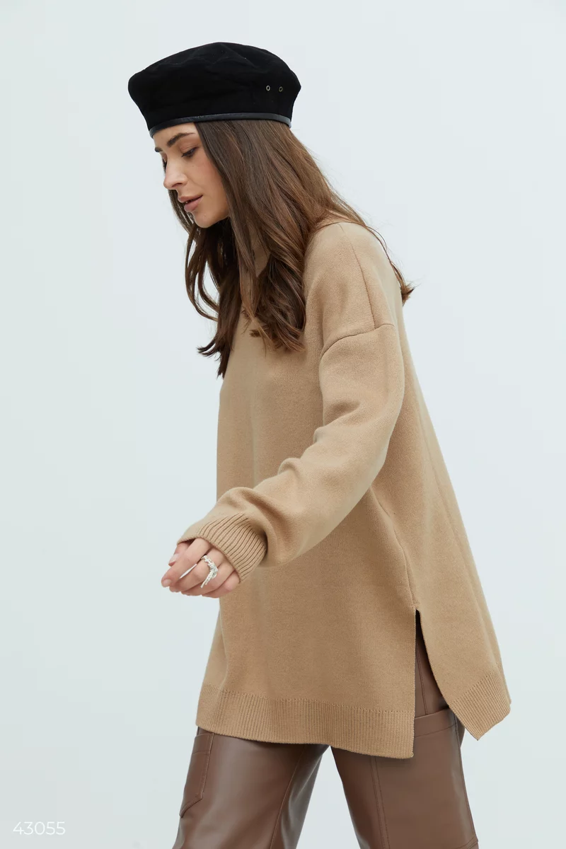 Warm sweater with slits in camel shade photo 2