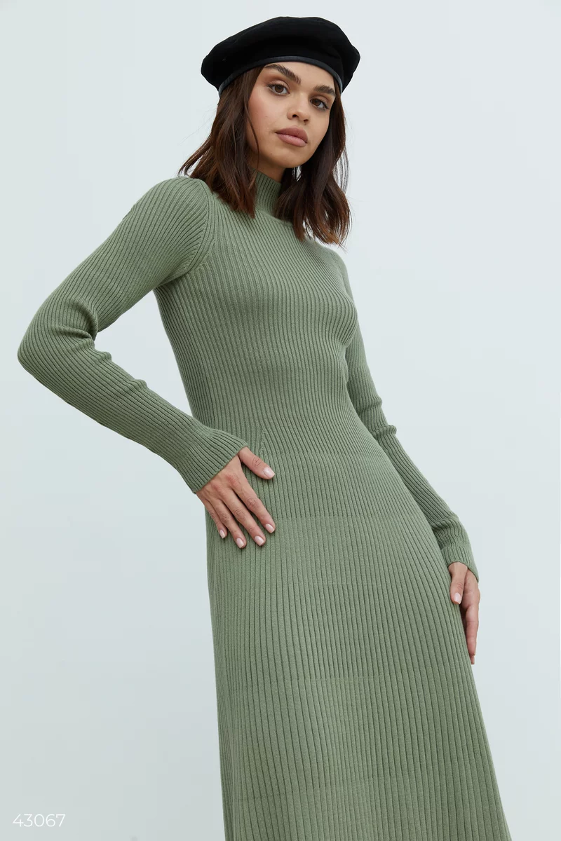 Зеленое трикотажное платье из хлопка фотография 2