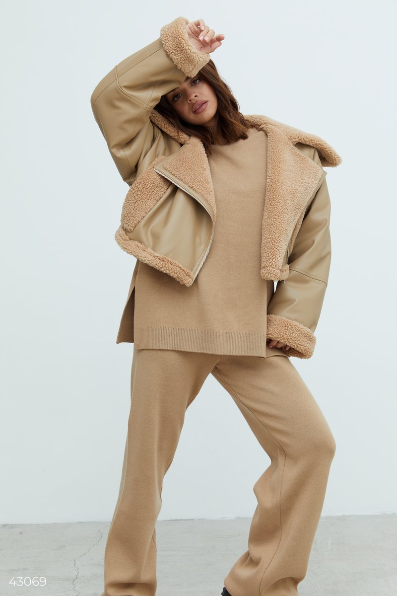Cotton warm suit in a shade of camel