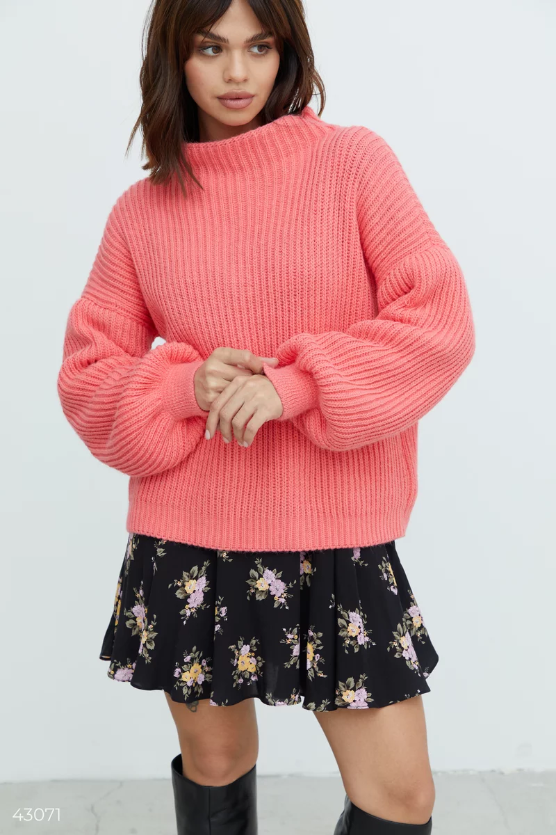 Розовый свитер из смесовой шерсти фотография 1