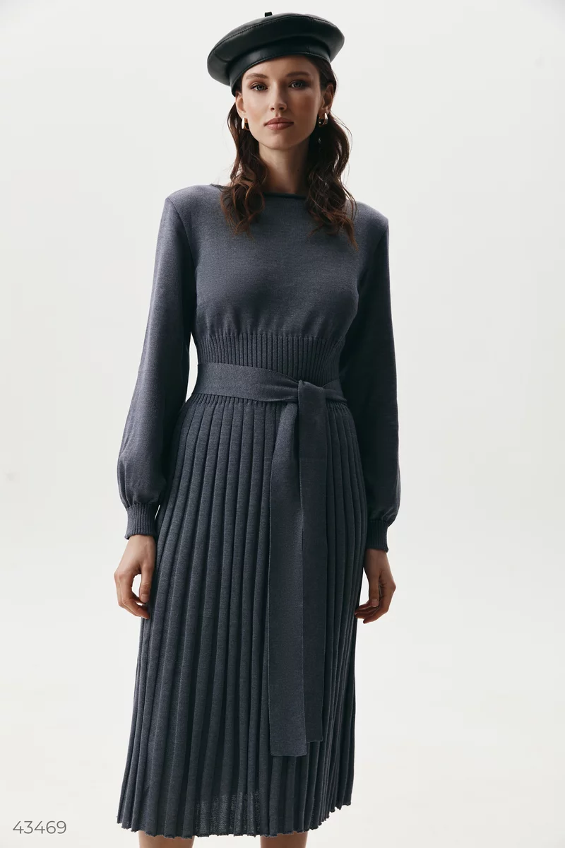 Blue knitted midi dress with pleated bottom photo 1