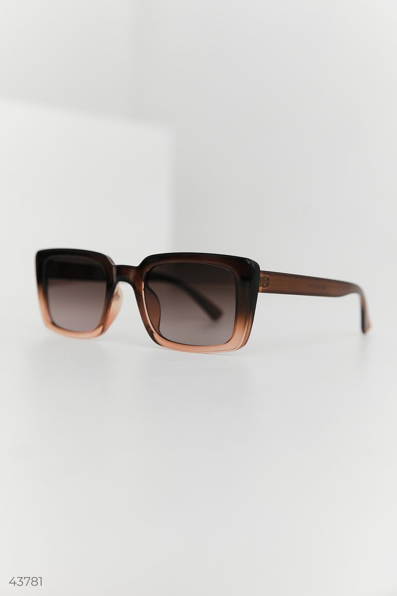 Солнцезащитные коричневые очки