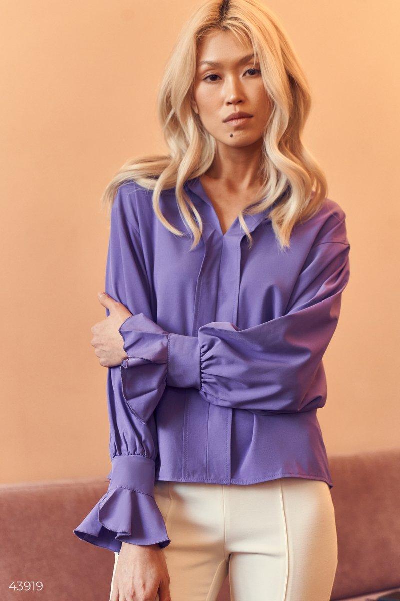 Легкая блуза фиолетового цвета