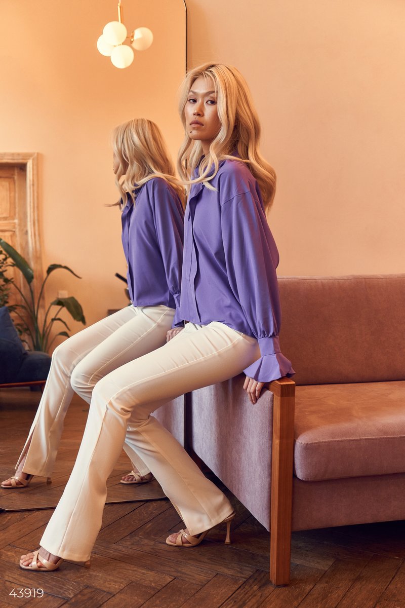 Легка блуза фіолетового кольору