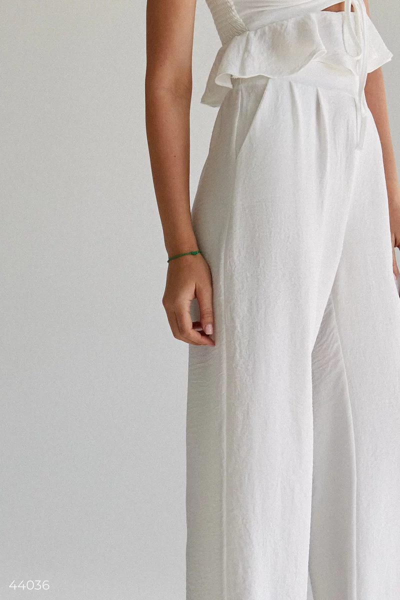 Молочный брюки свободного кроя фотография 3