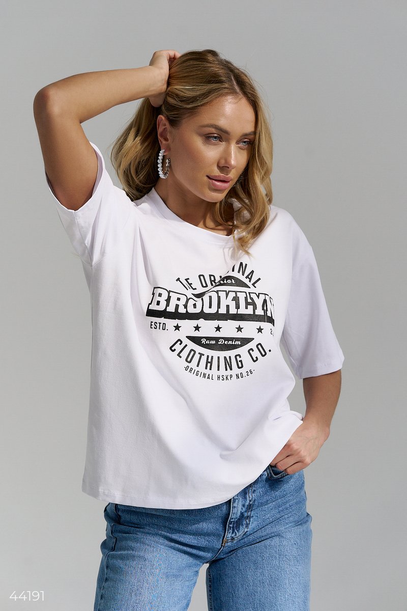 Біла футболка Brooklyn