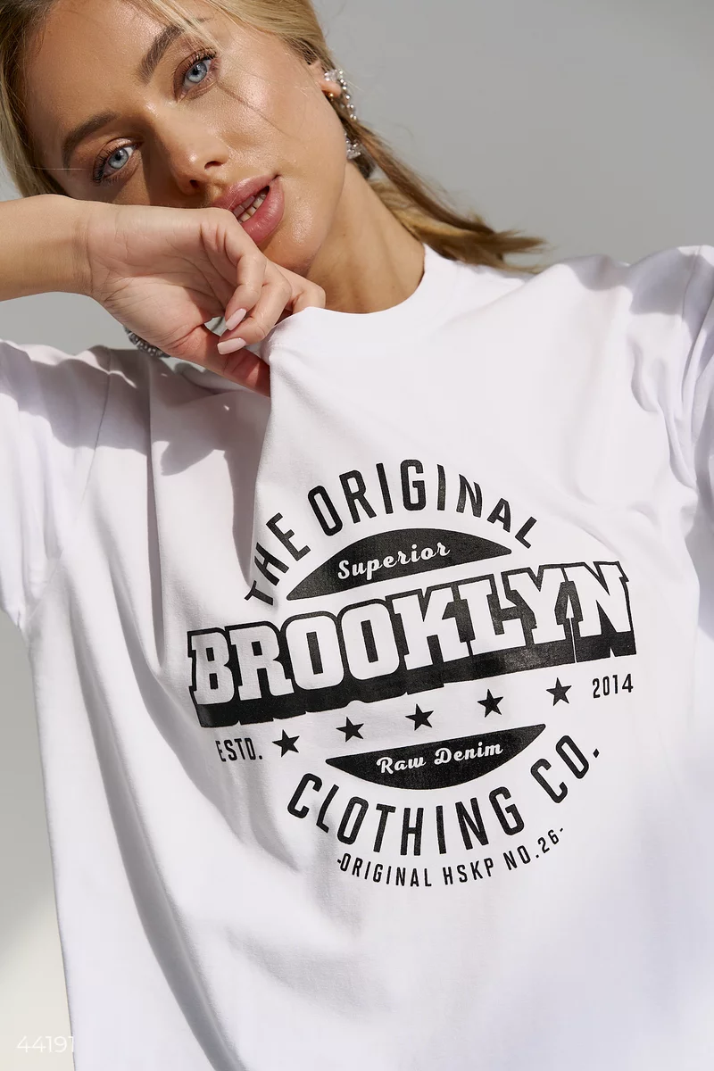 Белая футболка Brooklyn фотография 1