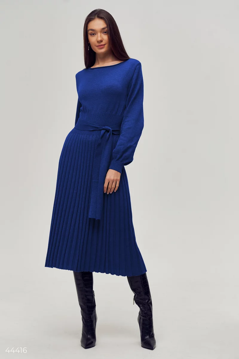 Knitted midi dress in an electric shade with a pleated bottom photo 2