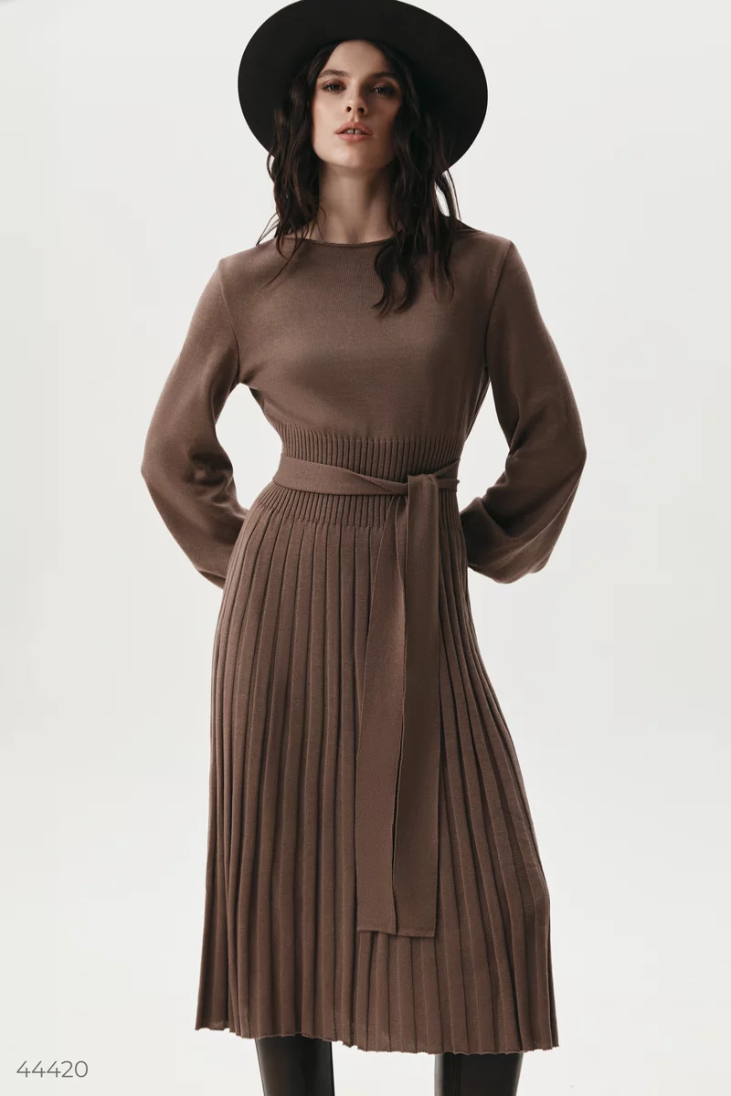 Knitted midi dress in a mocha shade with a pleated bottom photo 2