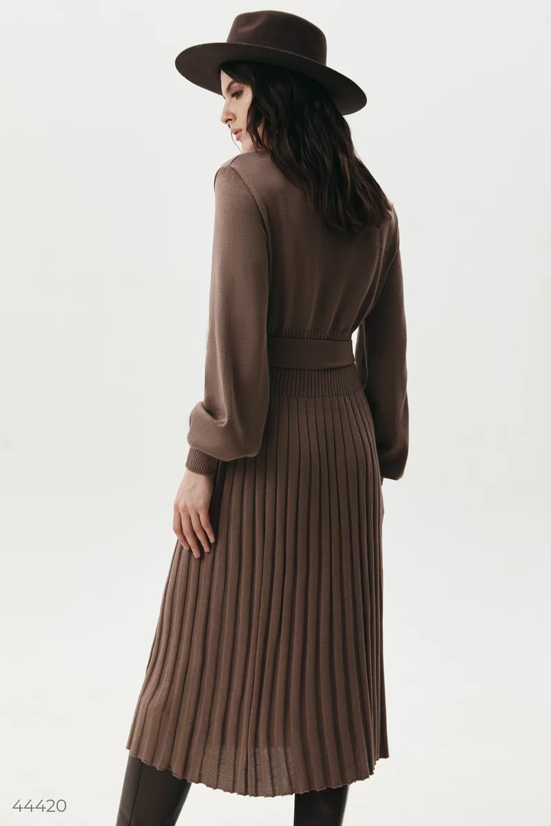 Knitted midi dress in a mocha shade with a pleated bottom photo 5