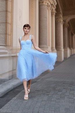 Фатиновое голубое платье-бюстье фотография 2
