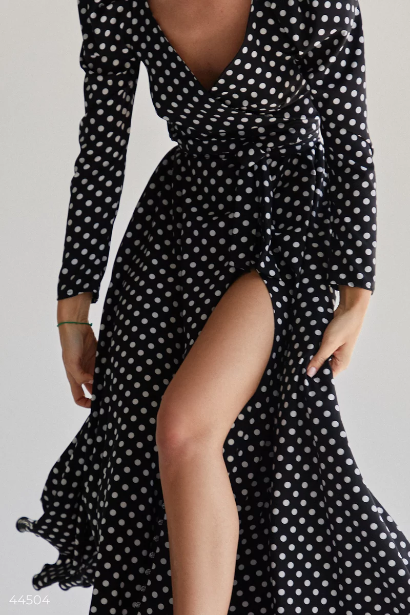 Spectacular dress with polka dots photo 3
