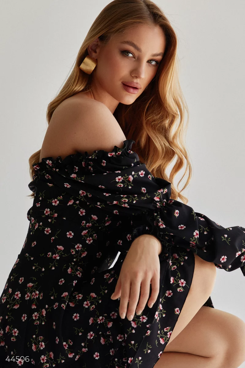 Black dress with pink floral print photo 2
