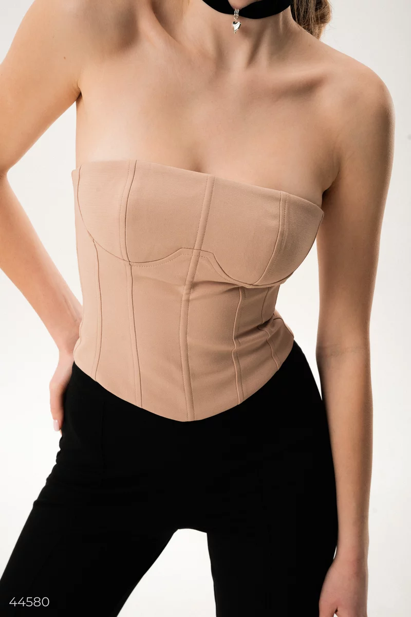Beige corset with a shaped bodice photo 5