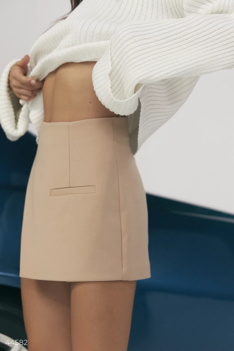 Beige asymmetric skirt-shorts photo 5