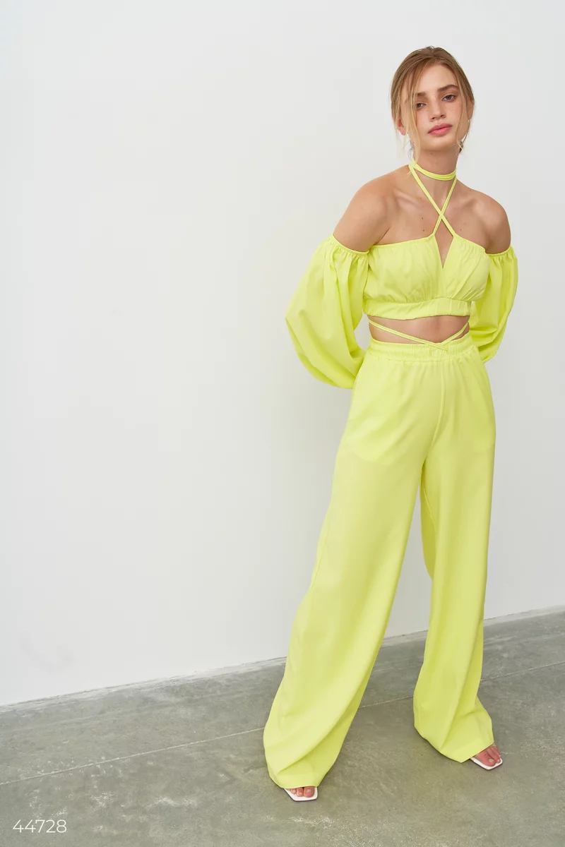Bright yellow set with top and trousers photo 2