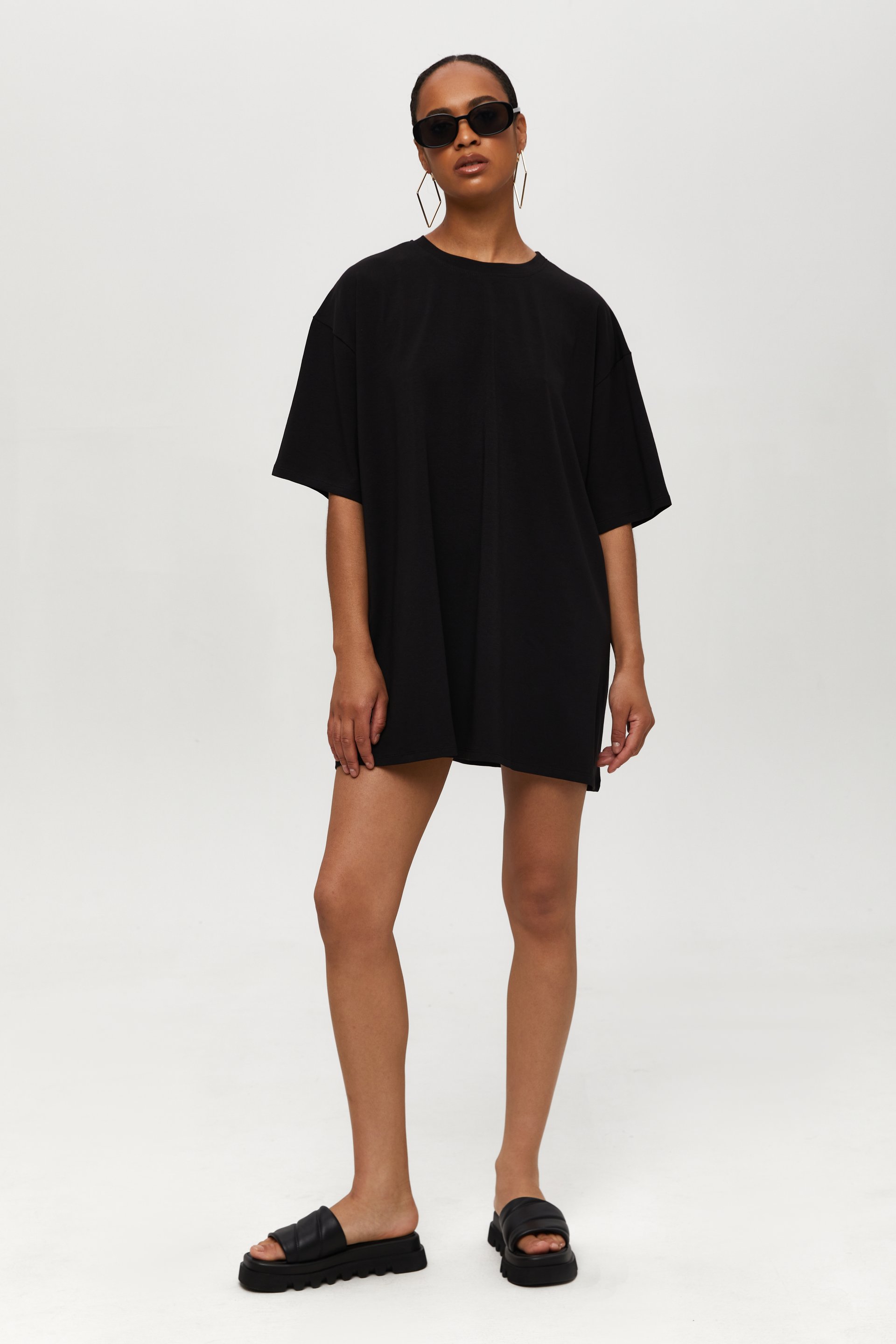 Long black tee shirt clearance dress