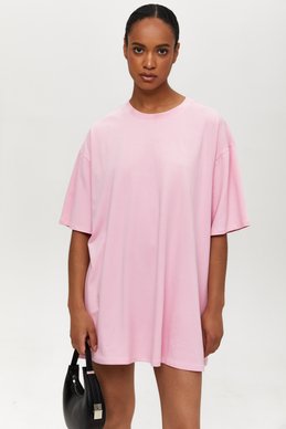 Розовая футболка oversize фотография 2