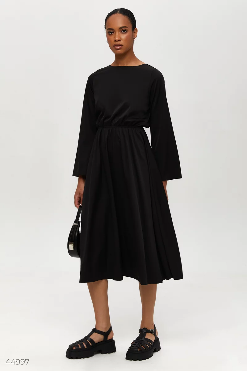 Черное платье с открытой спиной фотография 5