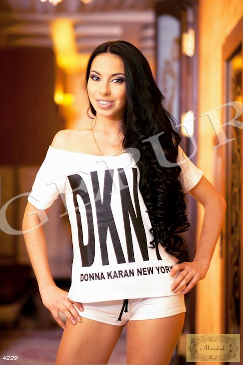 Костюм DKNY фотографія 1