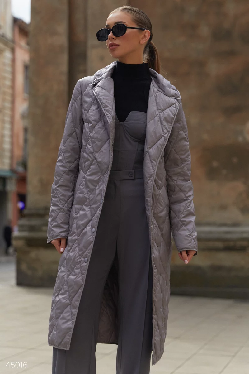 Quilted gray coat with belt photo 4