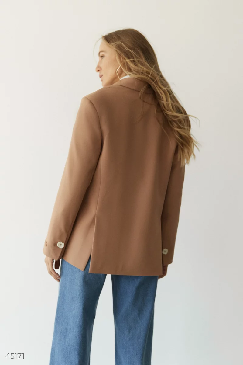 Double-breasted oversize jacket in camel shade photo 4