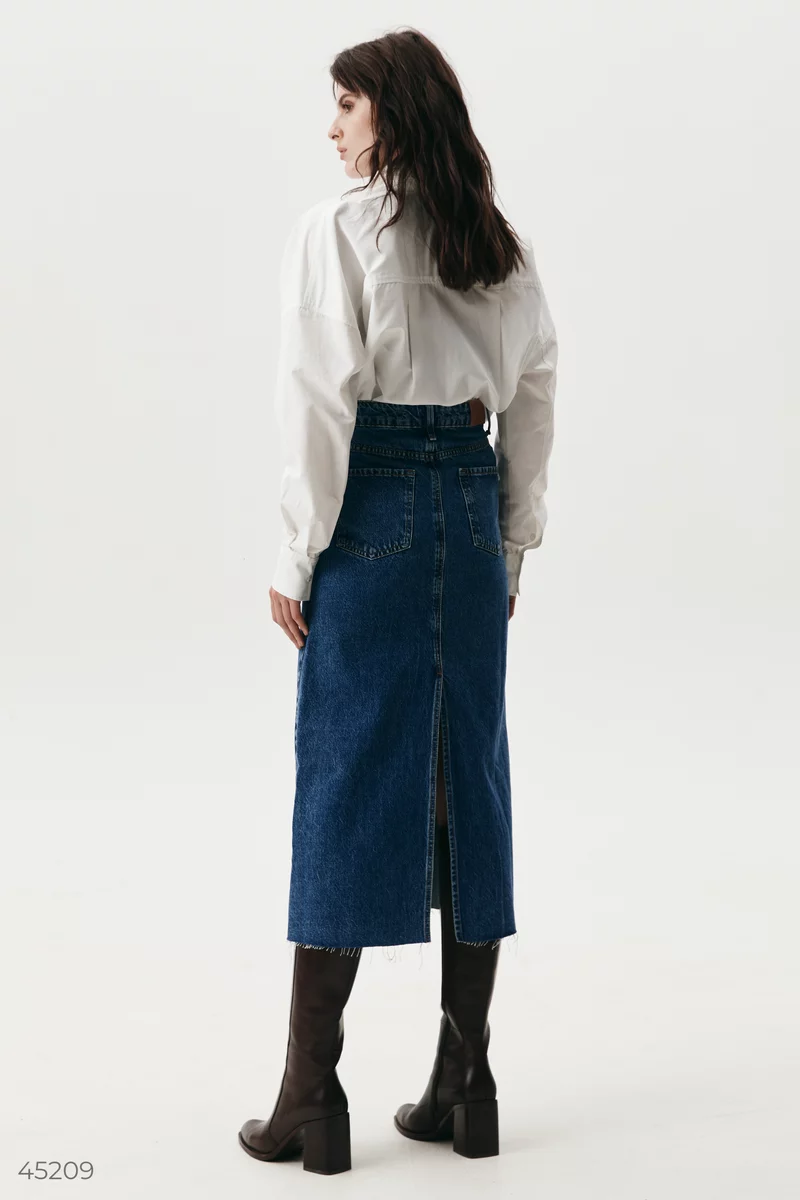 Denim skirt with slit photo 4