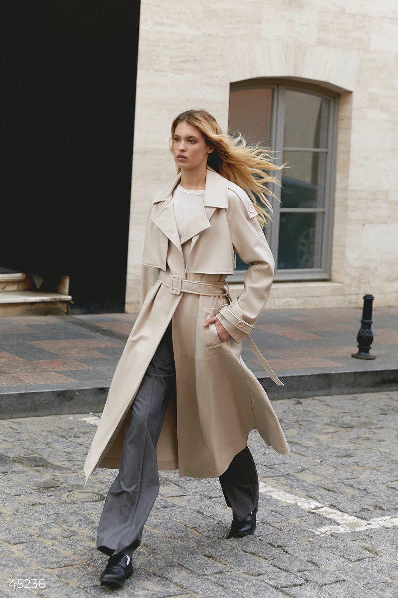 Beige leather trench coat with belt photo 4