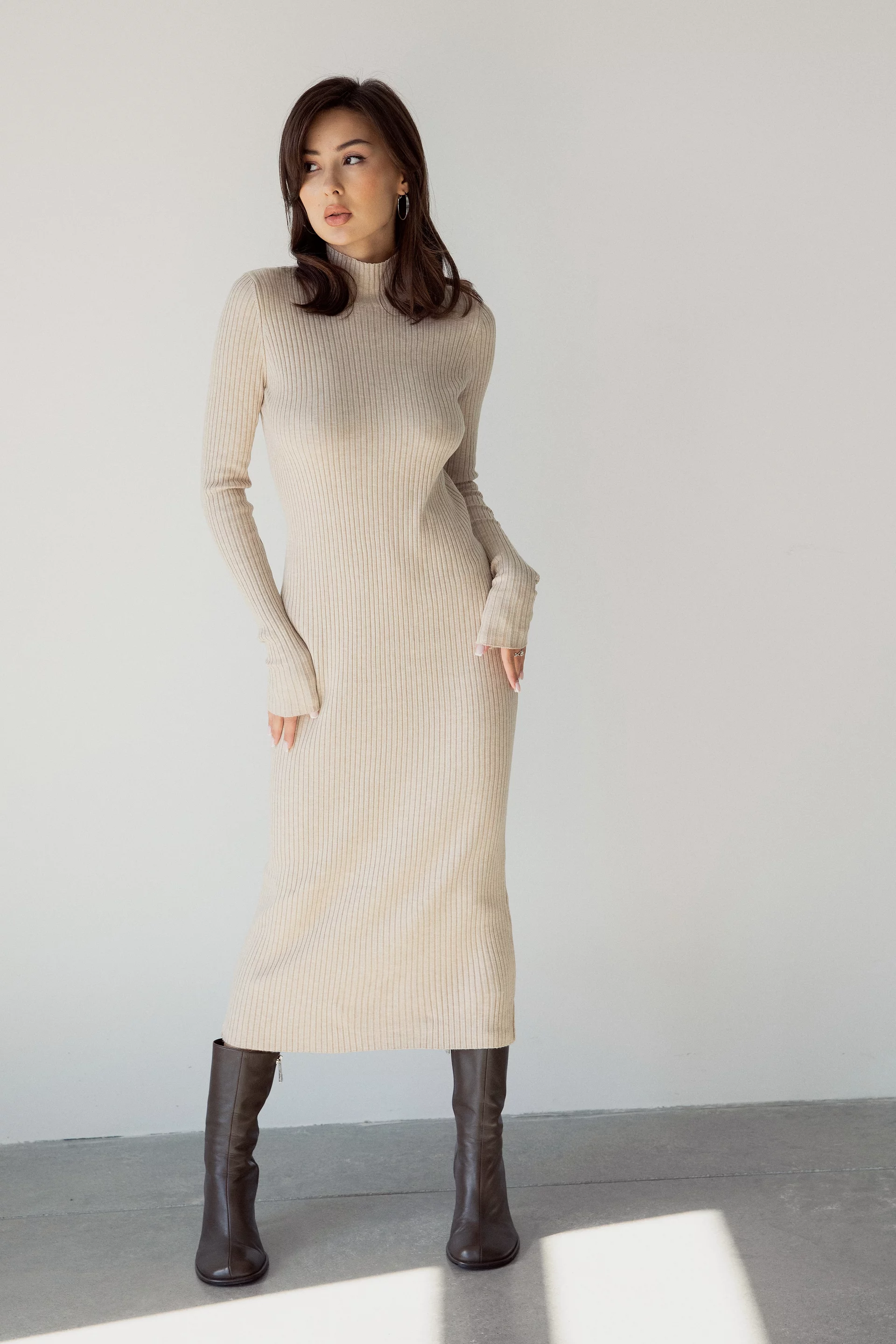 Beige knitted midi dress (№ 45574) Gepur - women clothes store