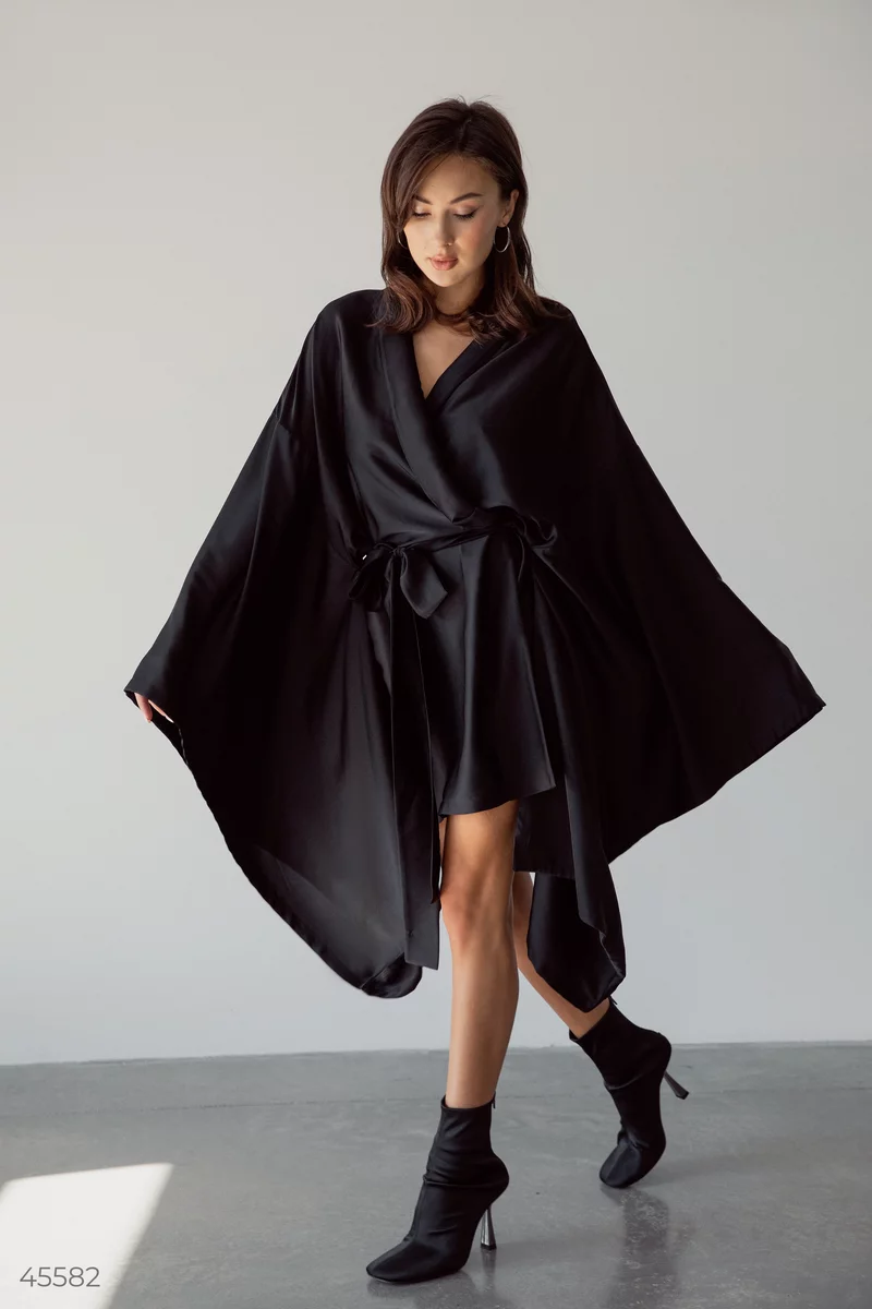 Черное шелковое платье-кимоно фотография 1