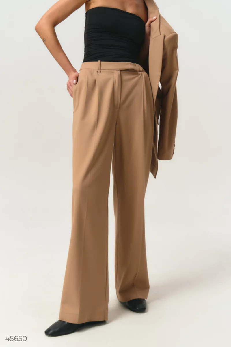 Beige palazzo pants with arrows photo 5