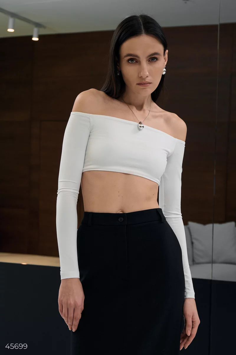 White off-the-shoulder crop top photo 2