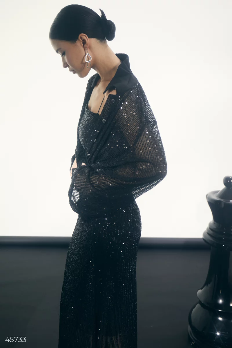 Black shirt with sequins photo 1