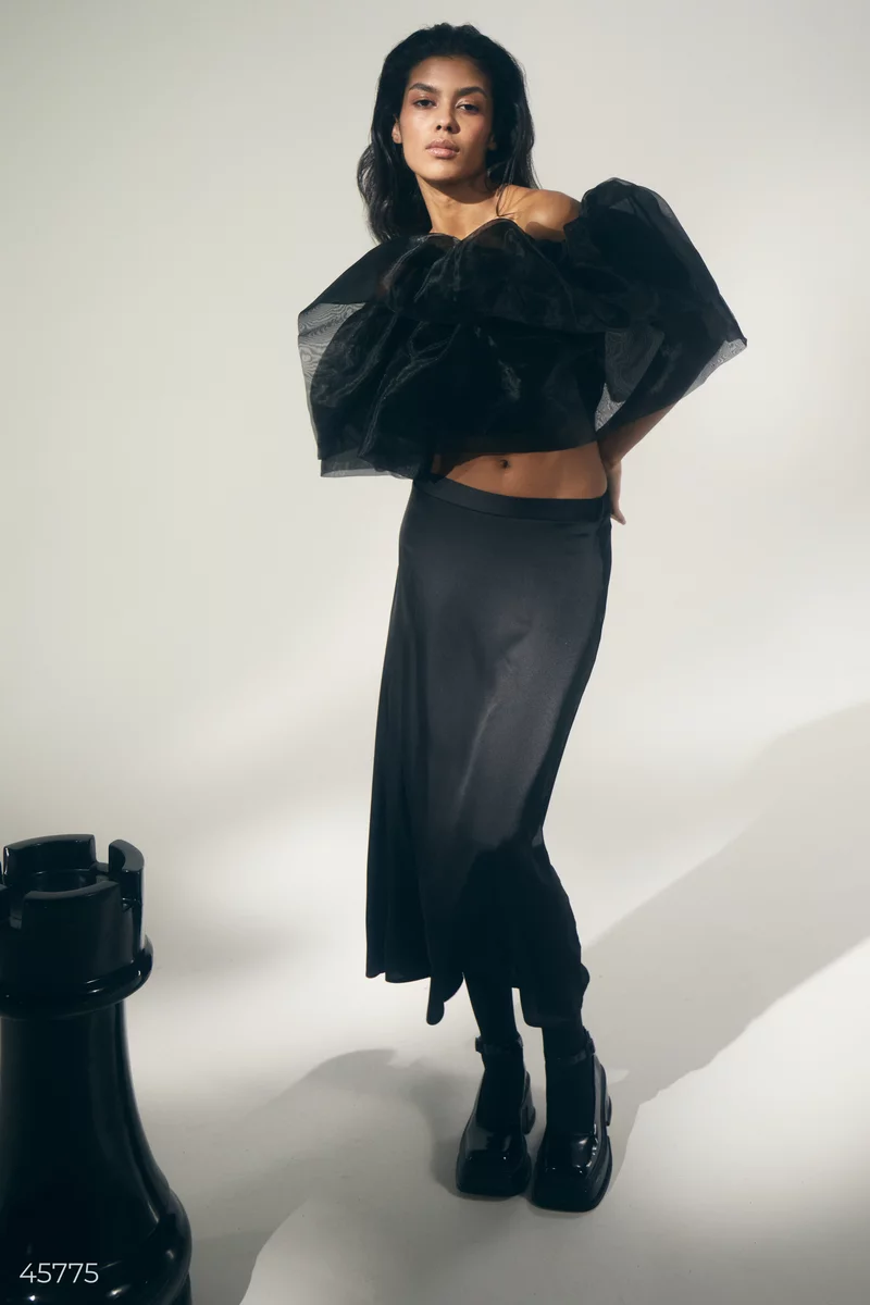 Black maxi skirt made of artificial silk photo 1