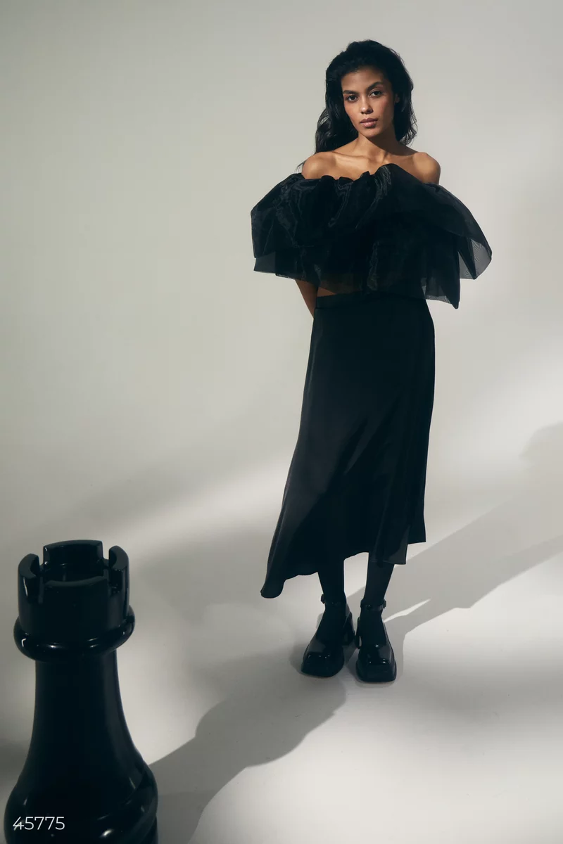 Black maxi skirt made of artificial silk photo 2