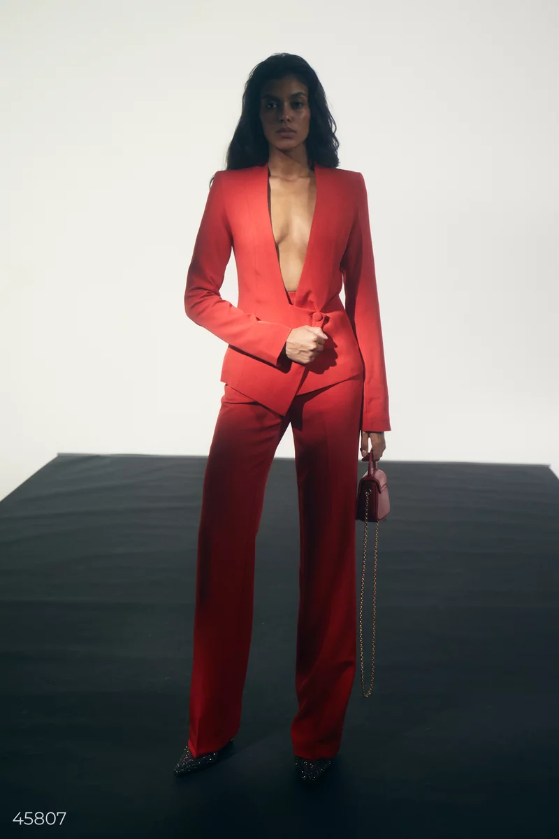 Red suit with jacket and pants photo 2