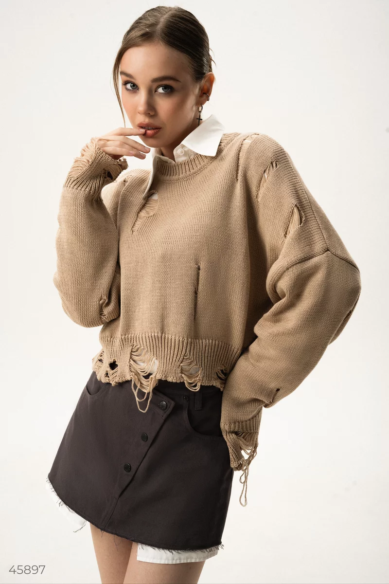 Cropped beige sweater with a torn edge photo 2