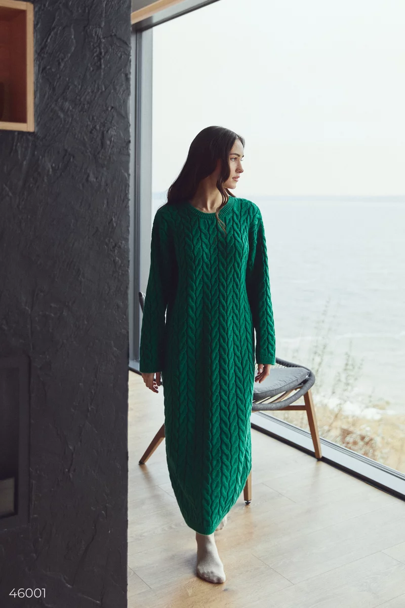 Green knitted dress with braids photo 1