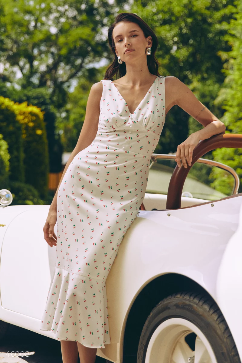 Milk midi dress with cherry print photo 4
