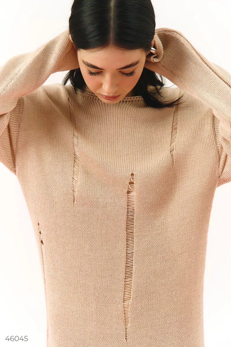 Beige knitted dress with torn details photo 4