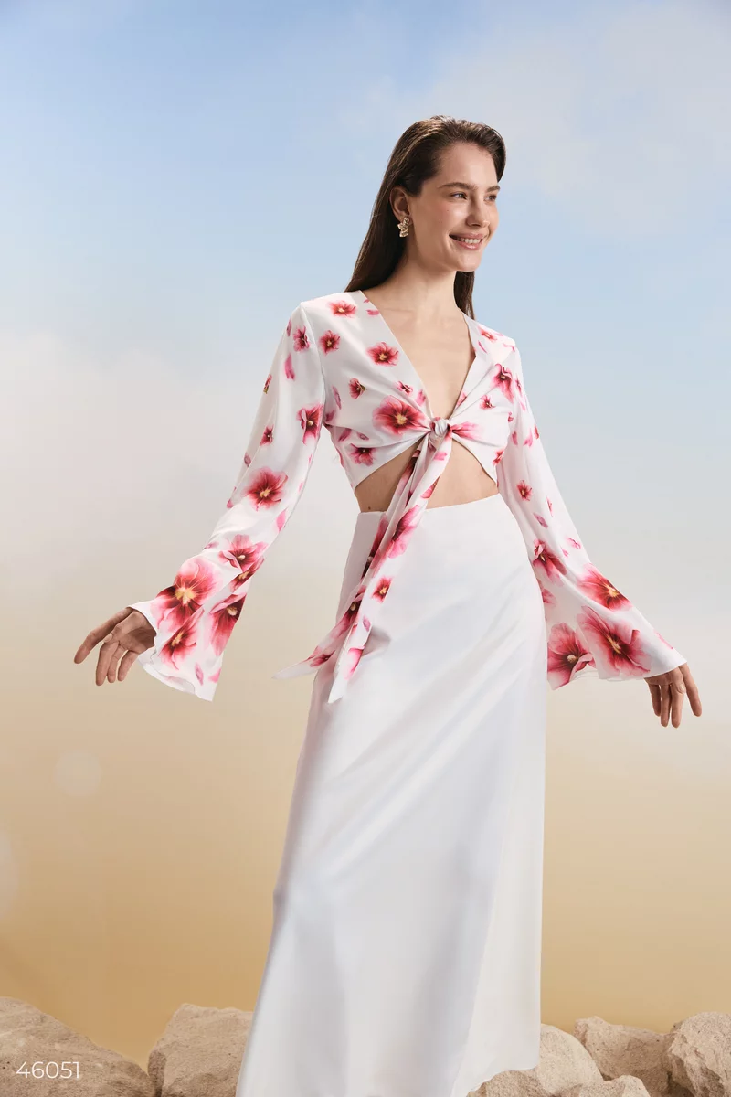 White silk blouse with 'Malva' print photo 4